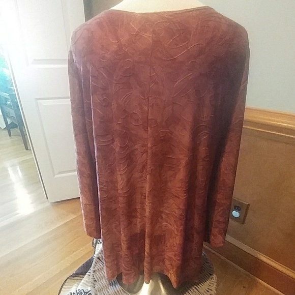 Tunic - Picture 4 of 4